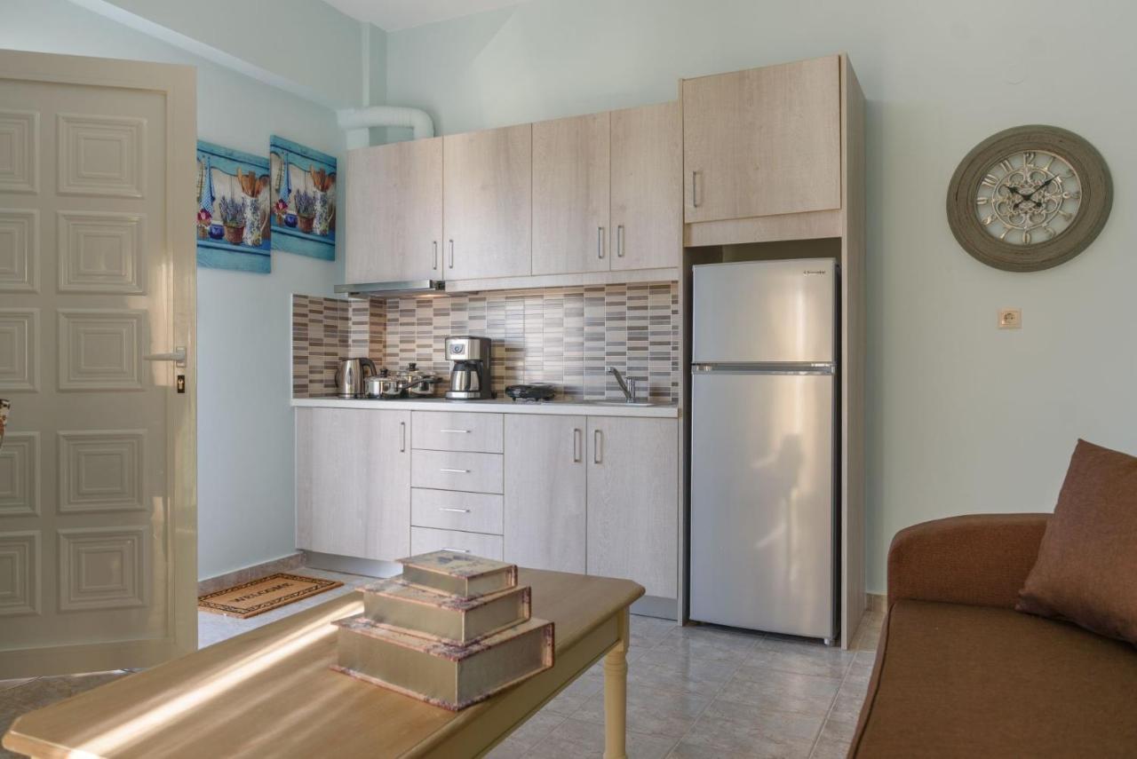 Spyros Apartments With Pool Kalamaki  Bagian luar foto